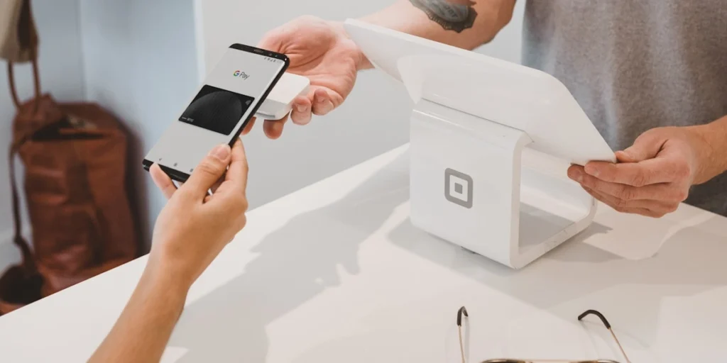 Intelligent E-Commerce Experiences